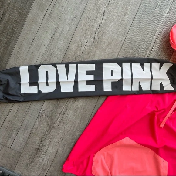 NWT Victoria’s Secret PINK Anorak Windbreaker Jacket | Size XS/S - Picture 12 of 15